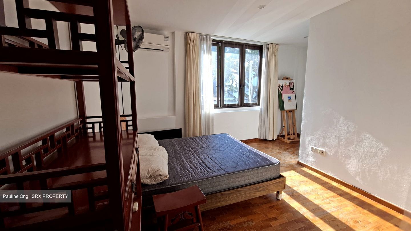 Changi Road (D14), Shop House #599217081